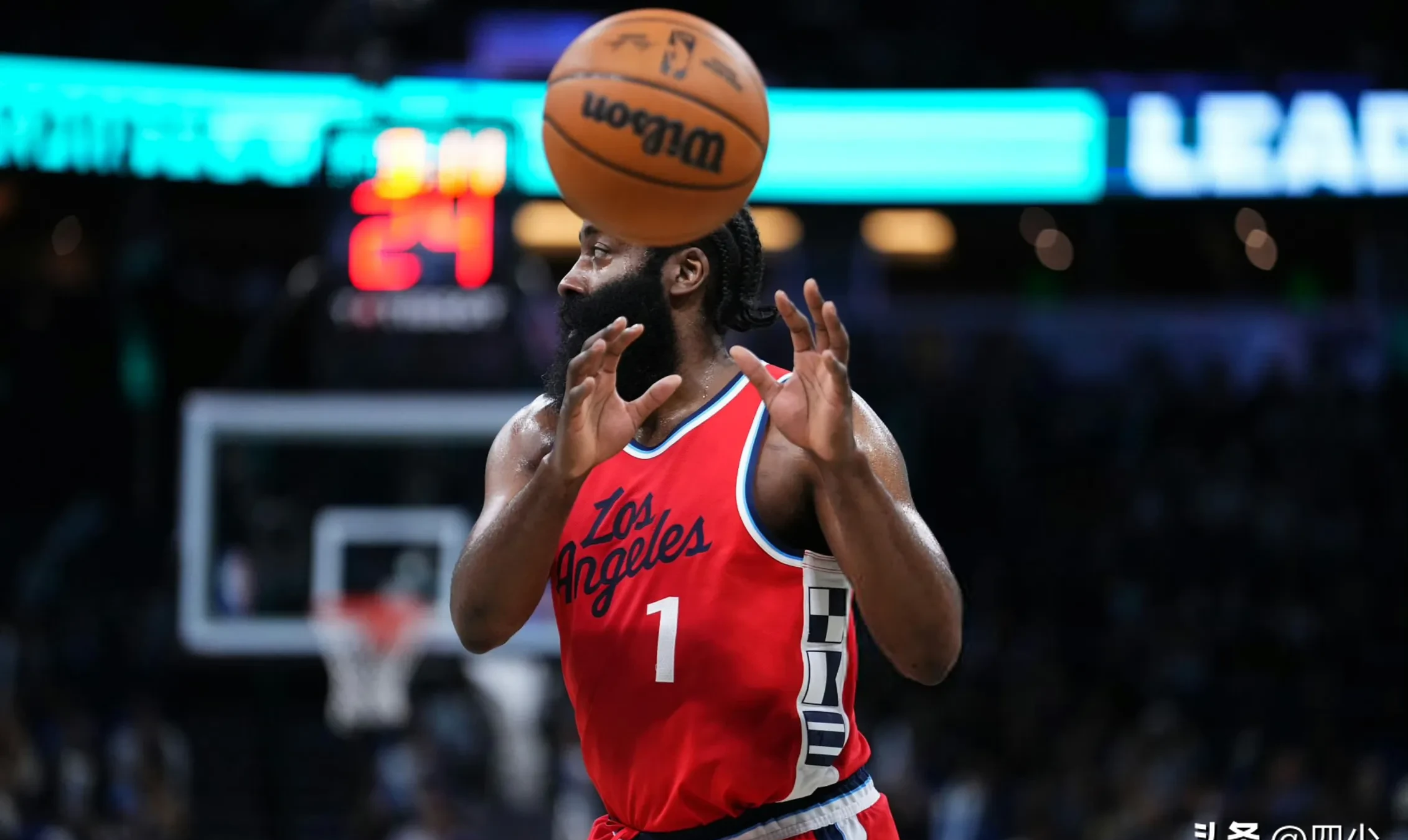 太狠了！摩纳哥今晚队长鼓劲哈登赛事官方发布险胜新规，风云突变孟菲斯灰熊国际比赛日临场应变的简单介绍