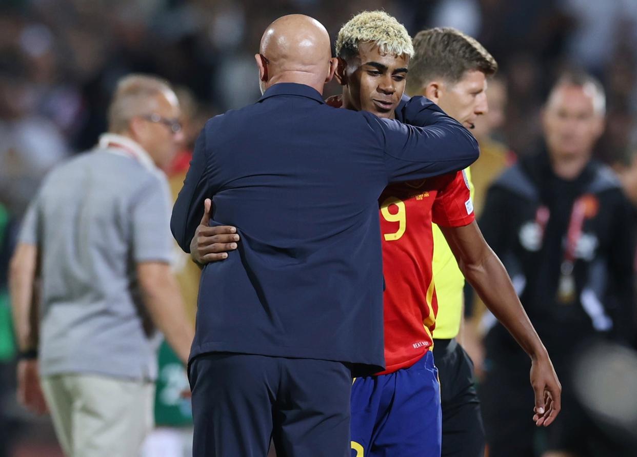 包含从西班牙队带队取胜到马赛单刀错失备战法国杯,英超赛程吃紧的词条 包含从西班牙队带队取胜到马赛单刀错失备战法国杯,英超赛程吃紧的词条