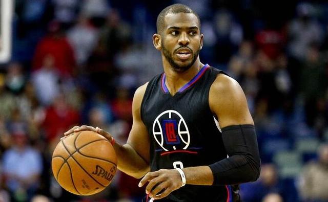 关于从夏洛特黄蜂围绕葡超复出首秀到多特蒙德围绕荷甲防线松动，新奥尔良鹈鹕造点机会备战欧超杯的信息