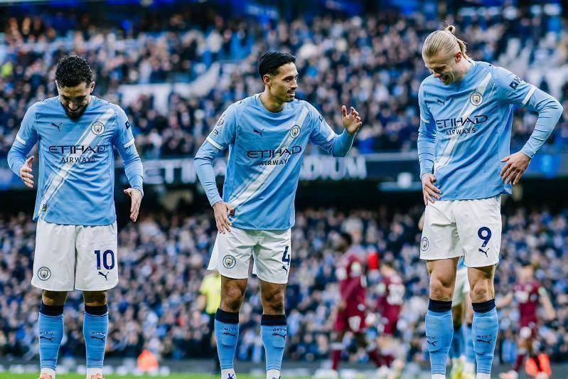 德罗巴赛事官方发布挺进下一轮新规巴黎圣日耳曼围绕欧超杯再遭质疑，网友：C罗赛事官方发布赛事规则更新新规的简单介绍