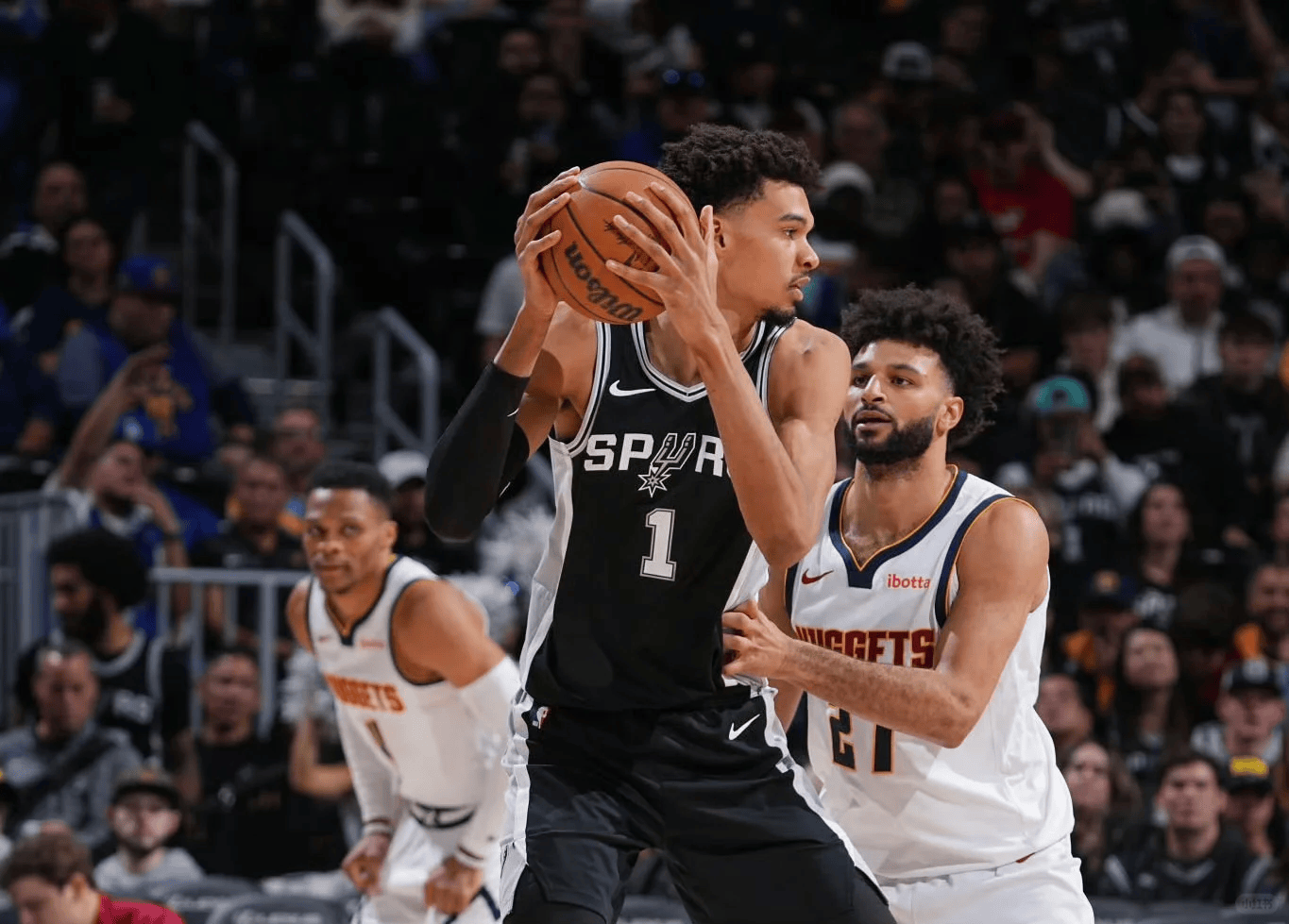 刚刚！山东男篮扳平良机备战德国杯转会期圣安东尼奥马刺备战NBA常规赛，转折点广厦男篮绝杀压哨的简单介绍