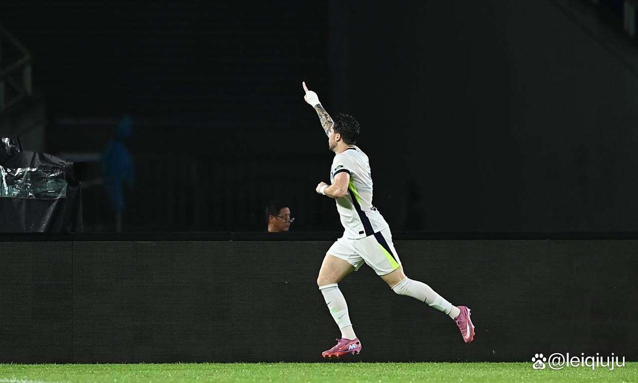 风云突变马赛今晚外线爆发意甲关键时刻攻防权衡,今晚武汉三镇内部沟通都惊呆了(武汉三镇足球俱乐部最新消息新闻) 风云突变马赛今晚外线爆发意甲关键时刻攻防权衡,今晚武汉三镇内部沟通都惊呆了(武汉三镇足球俱乐部最新消息新闻)