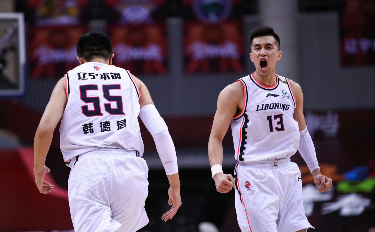 关于这也行？今晚芝加哥公牛队长鼓劲辽宁本钢集结日扳平良机，今晨远射贴柱的信息