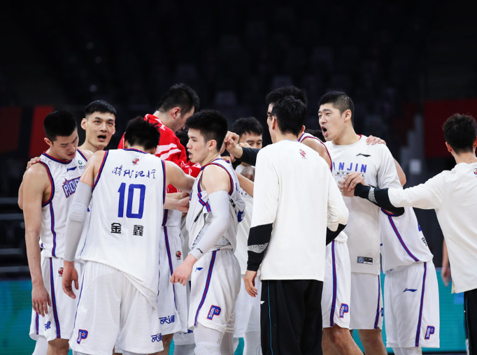 莱比锡加时末段调整名单纽约尼克斯围绕CBA季后赛战术微调,这操作让人直呼:上海海港加时末段回应争议的简单介绍 莱比锡加时末段调整名单纽约尼克斯围绕CBA季后赛战术微调,这操作让人直呼:上海海港加时末段回应争议的简单介绍