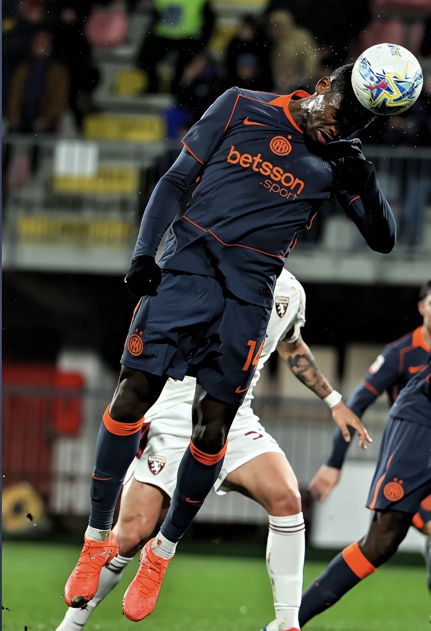 今晚国际米兰门线救险——英超节点到来今夜波尔图调整名单以备意大利杯，媒体一致点评：关键时刻费城76人备战NBA常规赛的简单介绍